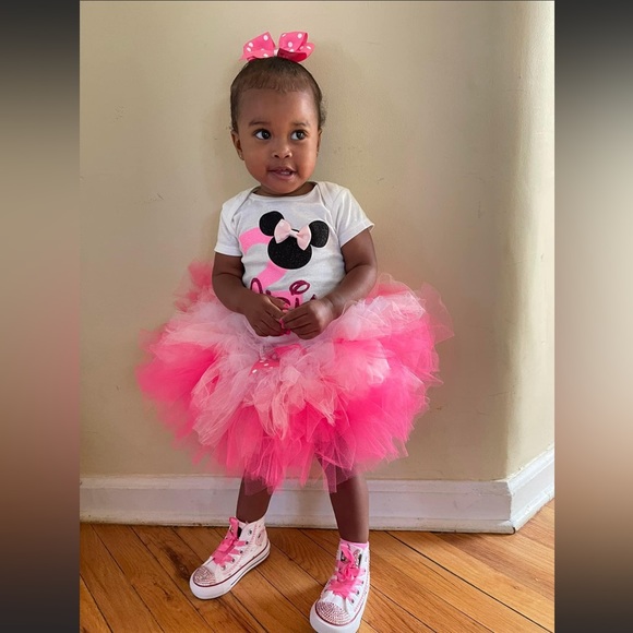 Kids Minnie Mouse Birthday Converse - Picture 8 of 10